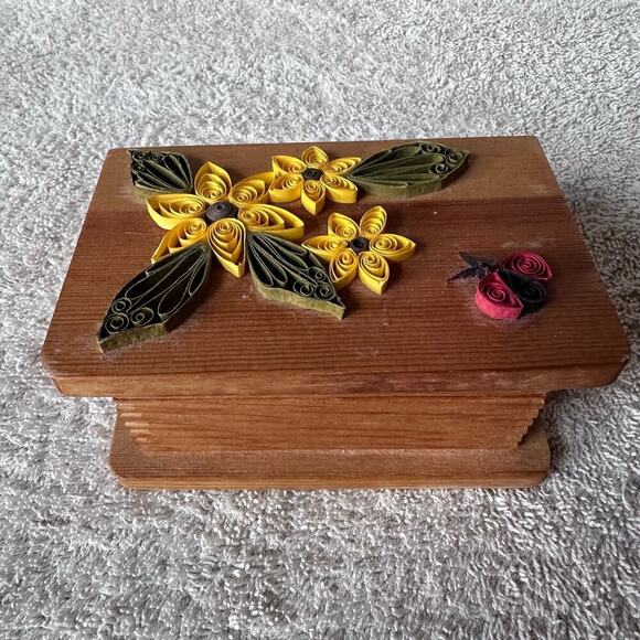 Wooden Hinged Paper Quilled Floral Butterfly Trinket Box - Picture 1 of 7